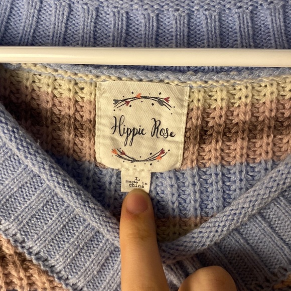 Sweater - Picture 3 of 3